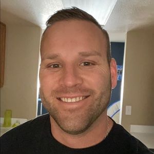 Meet your Posher, Ethan